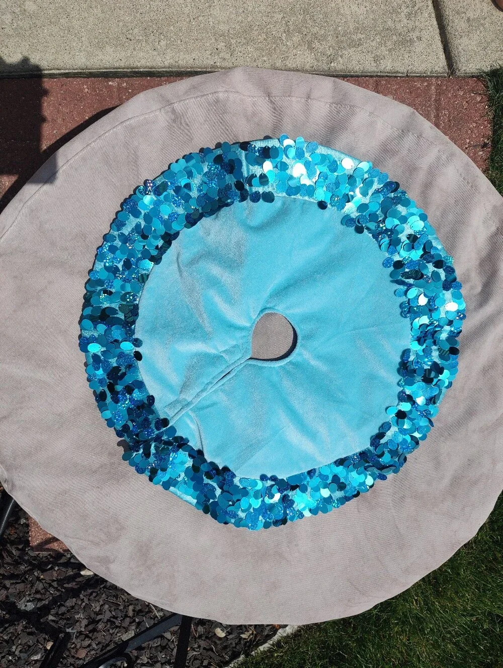 💥3/$20 Sparkling Light Blue Sequin Tree Collar - Festive Home Party Accessory